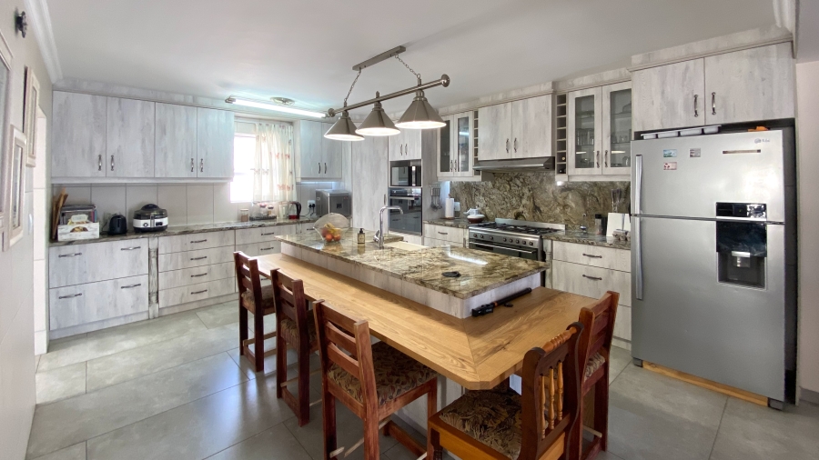 4 Bedroom Property for Sale in Port Owen Western Cape